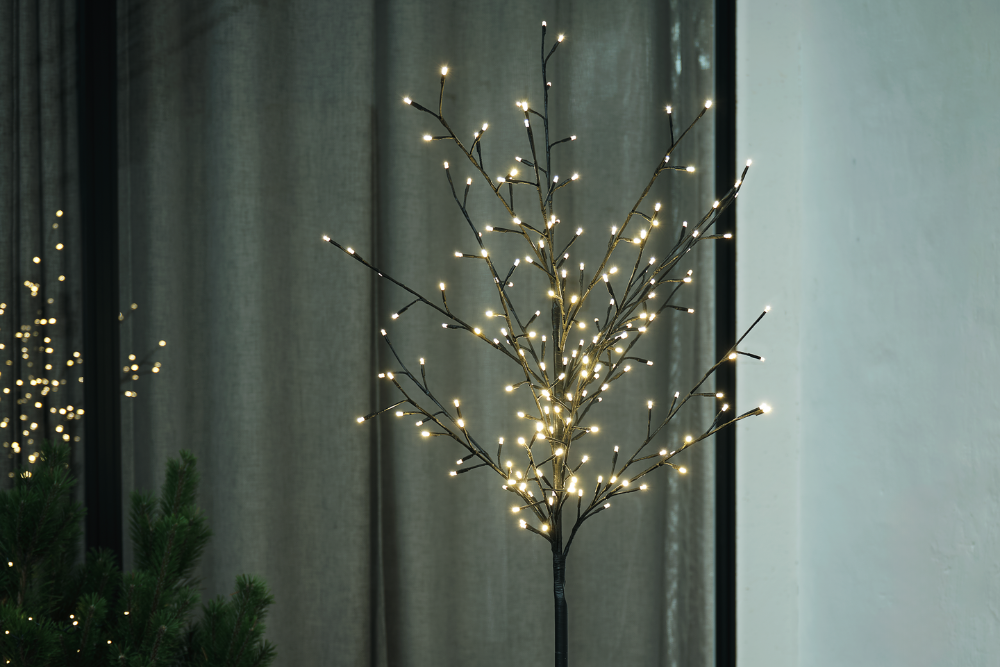 Светещи дръвчета