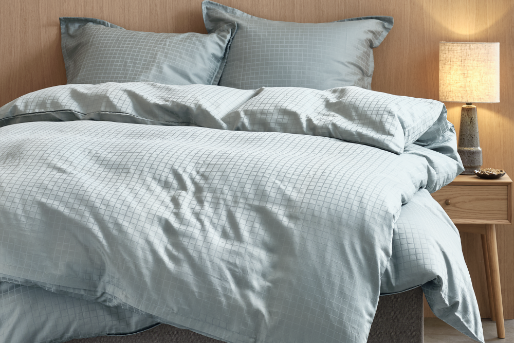 Спално бельо от сатен