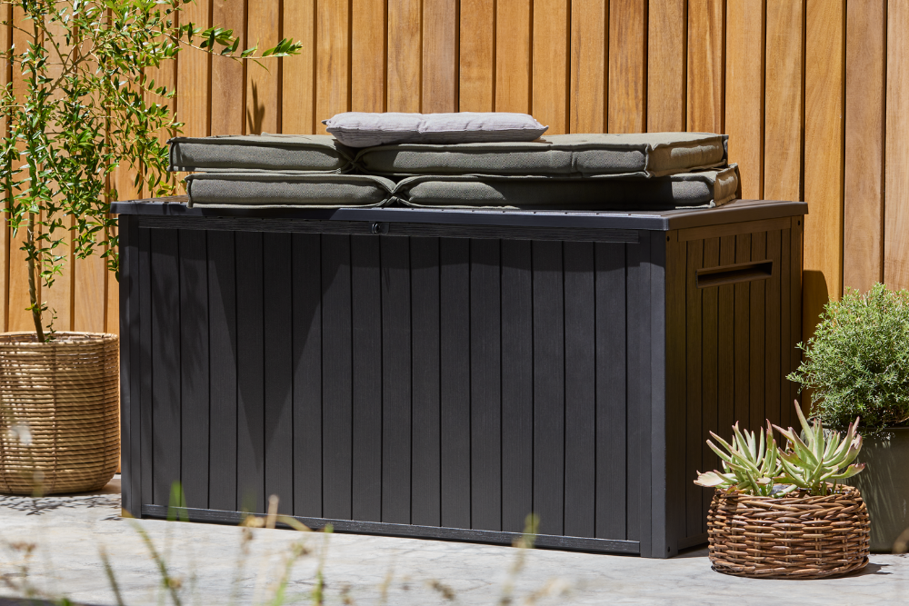 Артикули за съхранение навън