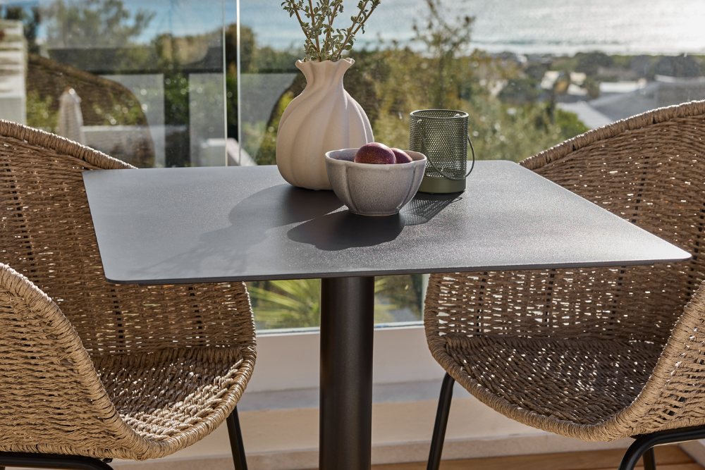 Маси за балкон