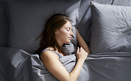 Как да спим по-добре в жегата?