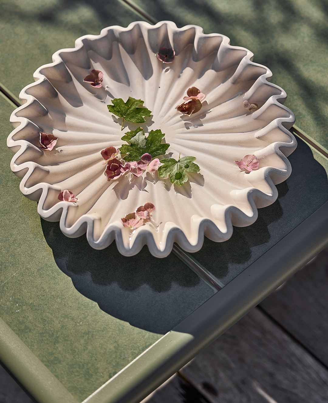 Басейн за птици на открито