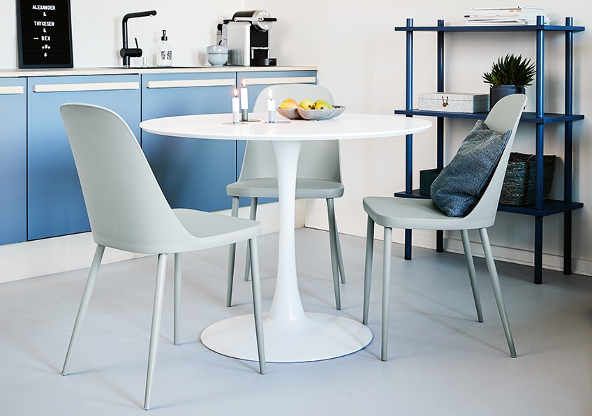 Кухненски маса и столове